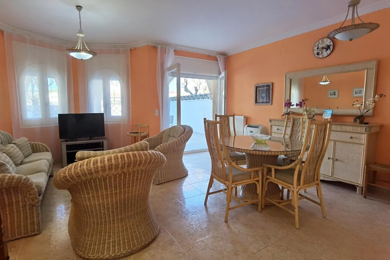 Leon Inmo Casa Roma - 12724 Villa Empuriabrava Holiday home